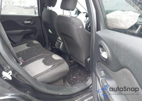 2016 Jeep Cherokee Altitude z USA, uszkodzony, nr VIN 1C4PJMAB4GW340102